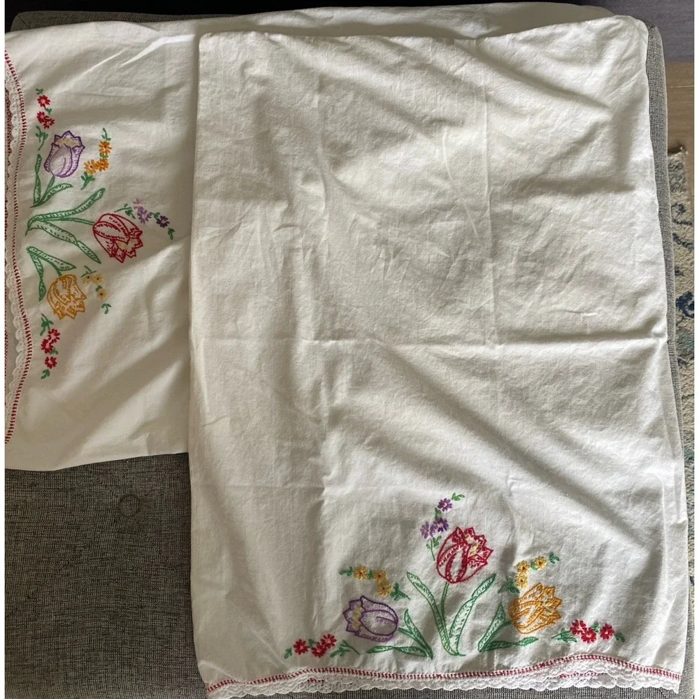 2 Vintage White Hand-stiched Needlepoint Floral Standard‎ Size Pillowcase